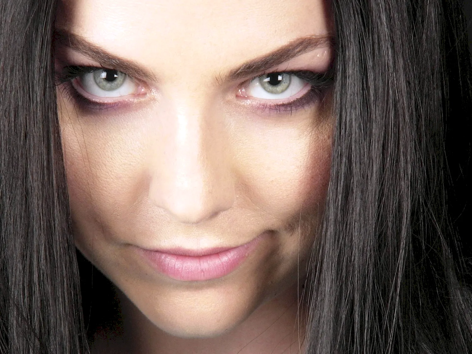 Эмили Evanescence