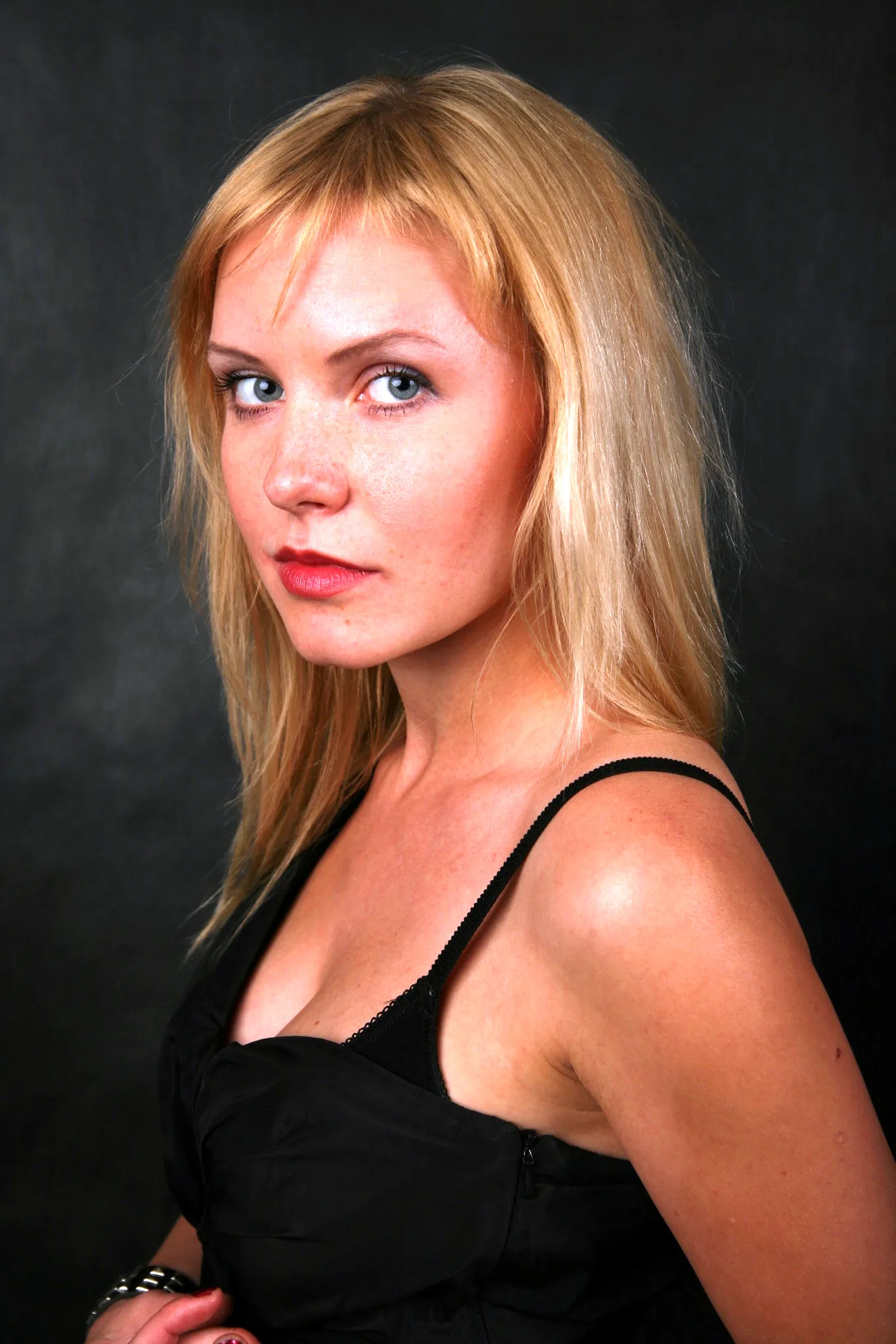Нина Есина