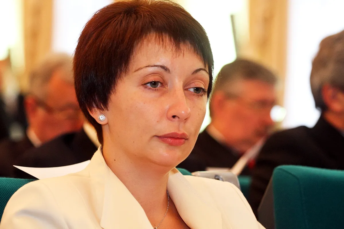 Олена Лукаш