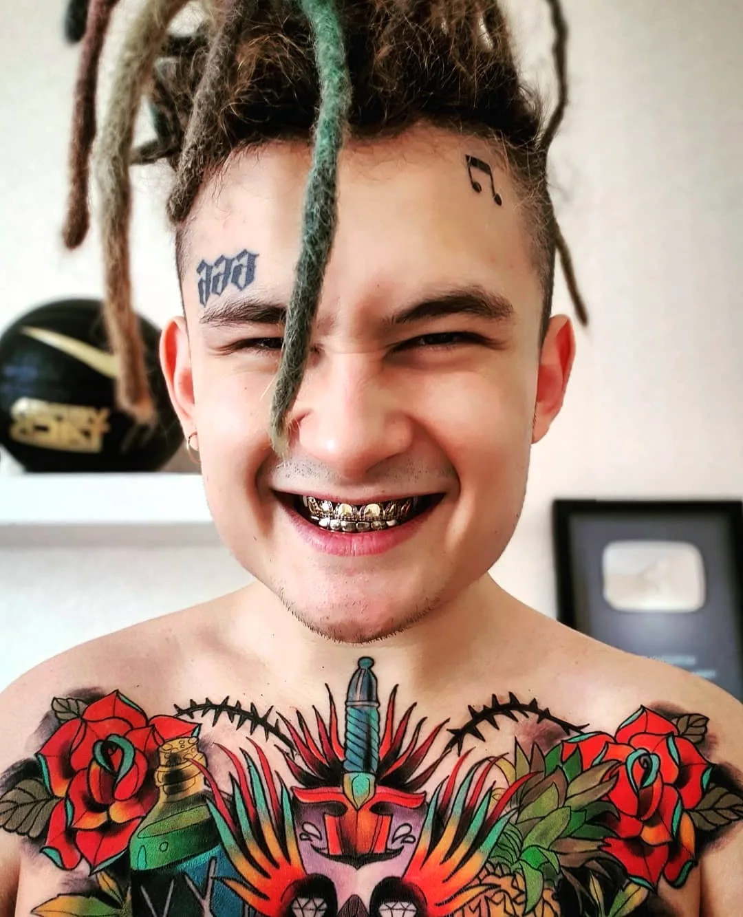 Грилзы 6ix9ine
