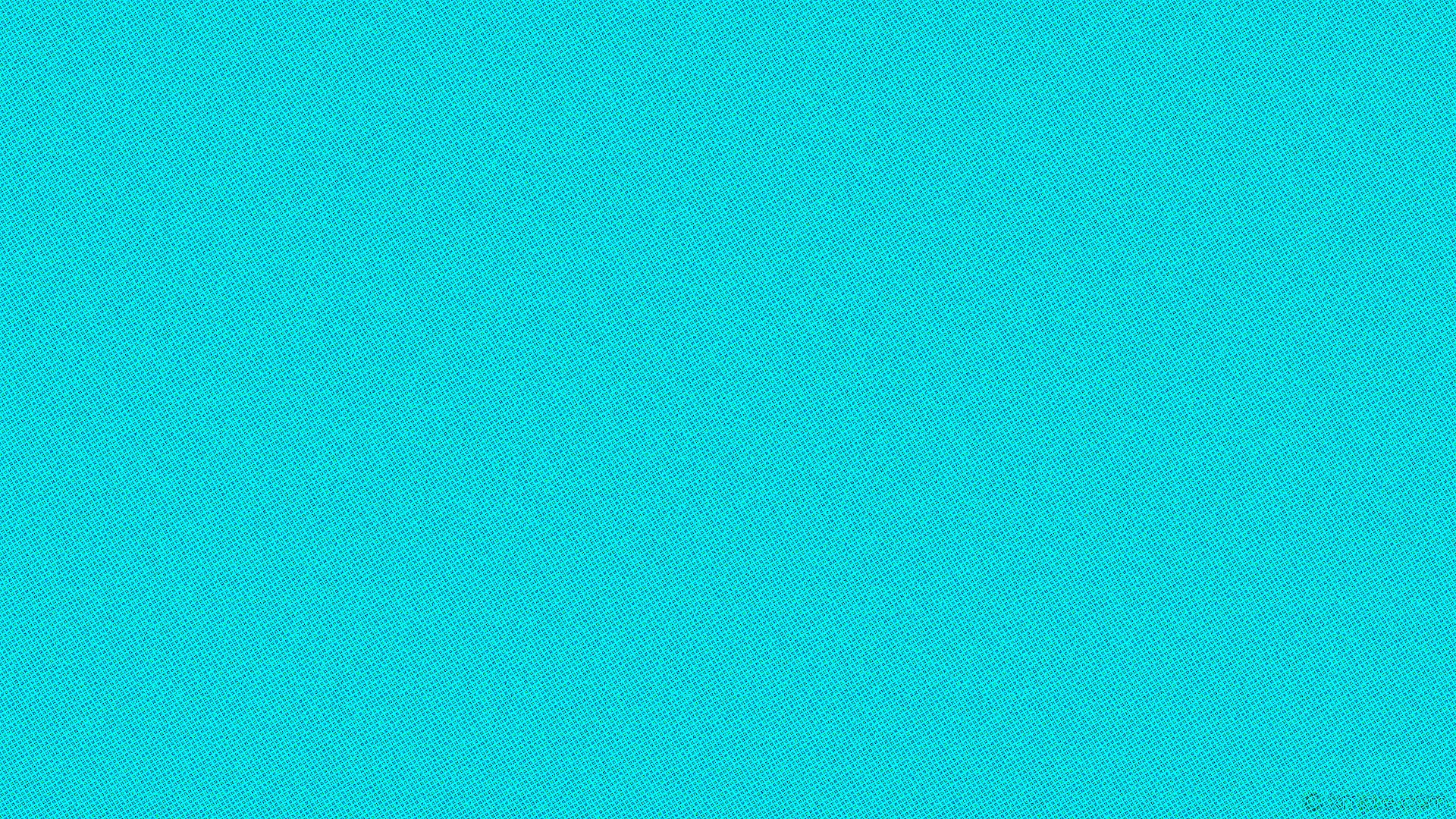 Ярко бирюзовый