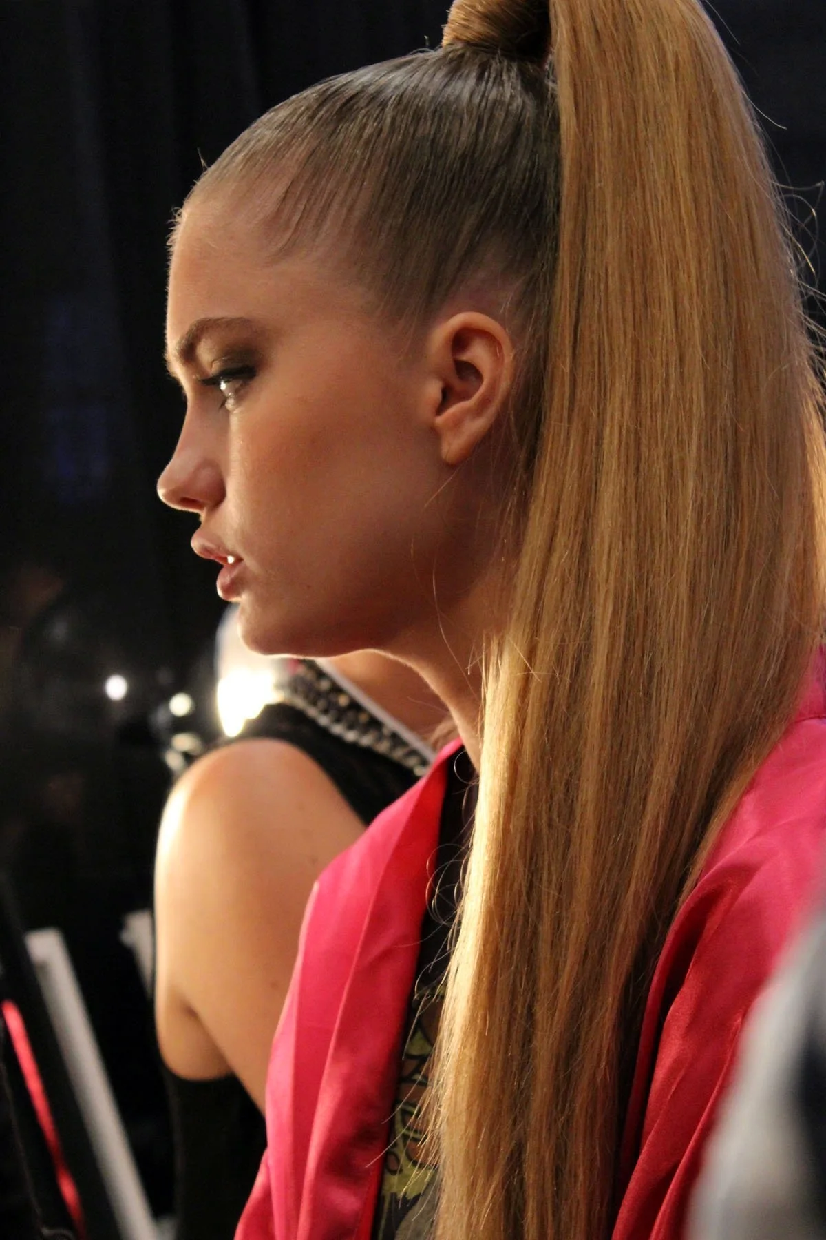 Хвост ponytail