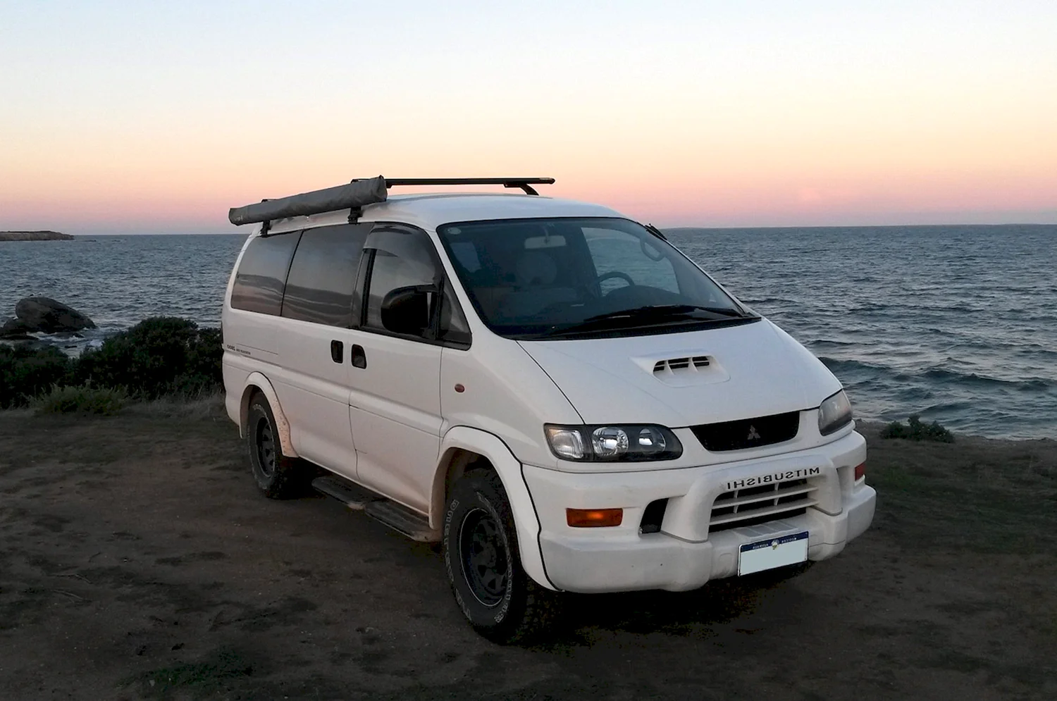 Mitsubishi l400